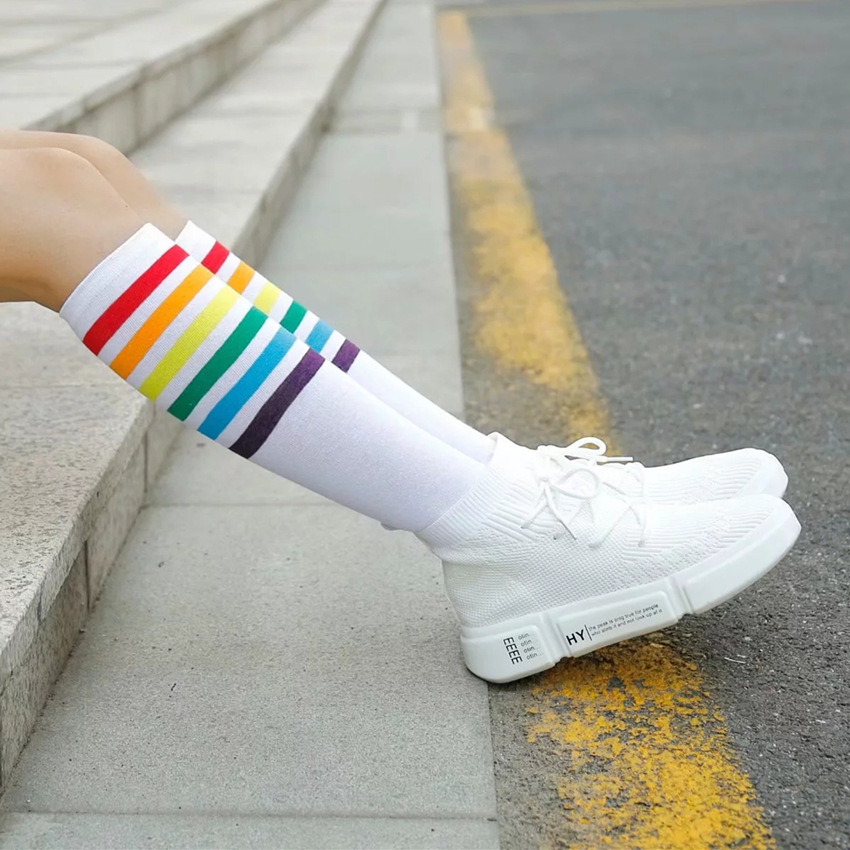 But A Rainbow Knee Socks Female College Wind Half Half Leg Calf Socks Tall Piles Of Socks, Stockings Wholesale